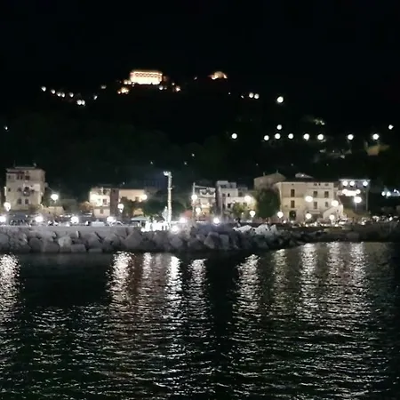 Petra Marina Maris Pisciotta
