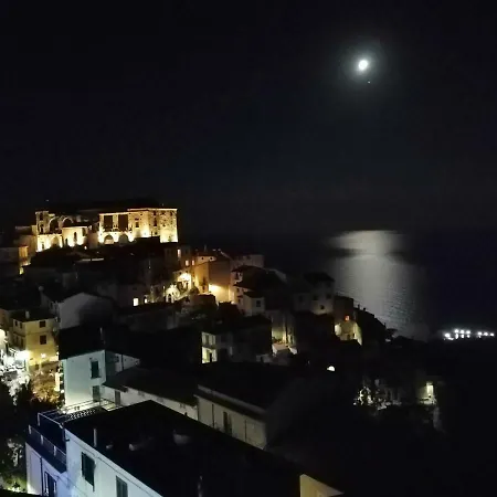 Petra Marina Maris * Pisciotta